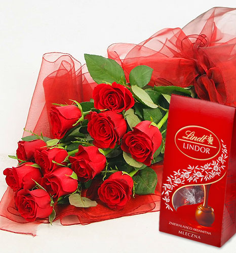 Bukiet- 11 róż z czekoladkami Lindor